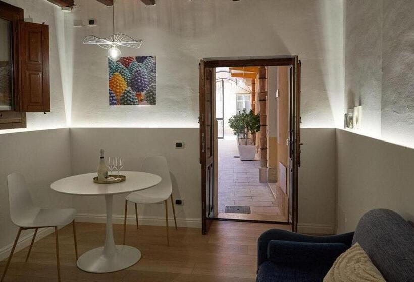 高级套房, Residence Cortile Mercè