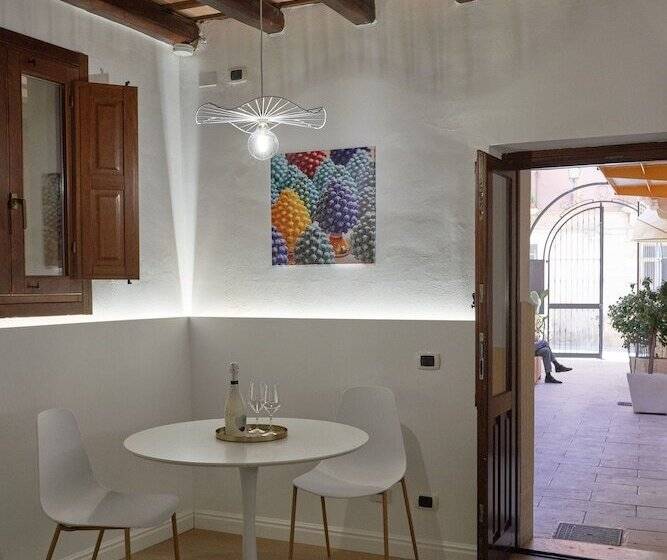 سوییت سوپریور, Residence Cortile Mercè