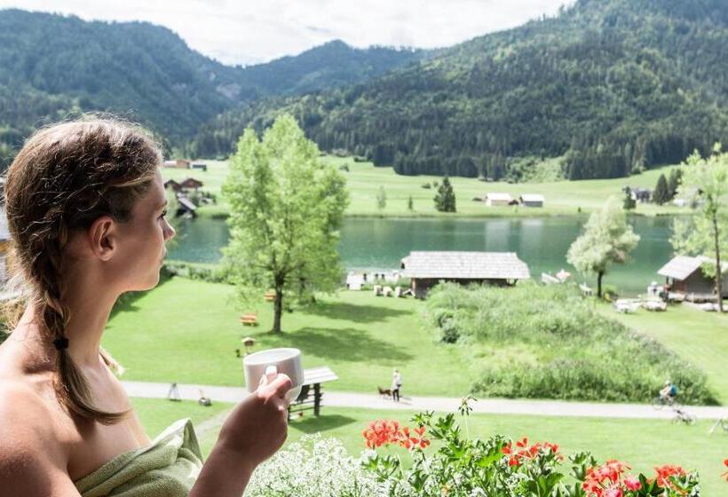 غرفة قياسية مطلّة علي البحيرة, Seehotel & Seeapartments Kärntnerhof  Direkt Am See!