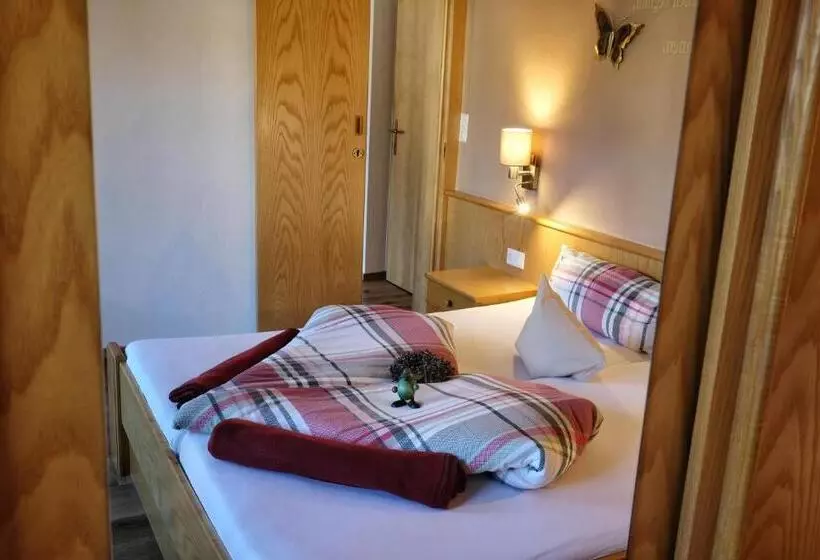 ガーデンビュースイート, Seehotel & Seeapartments Kärntnerhof  Direkt Am See!