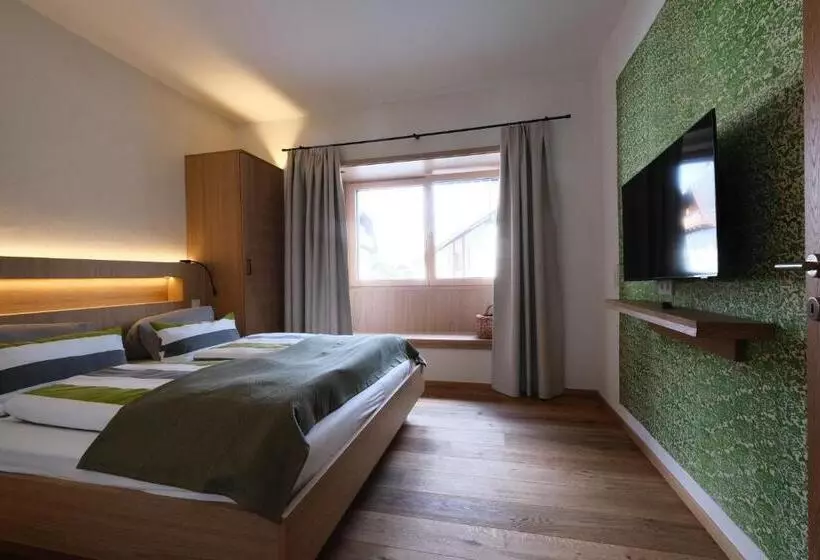 バルコニー付き１ベッドルームアパートメント, Seehotel & Seeapartments Kärntnerhof  Direkt Am See!