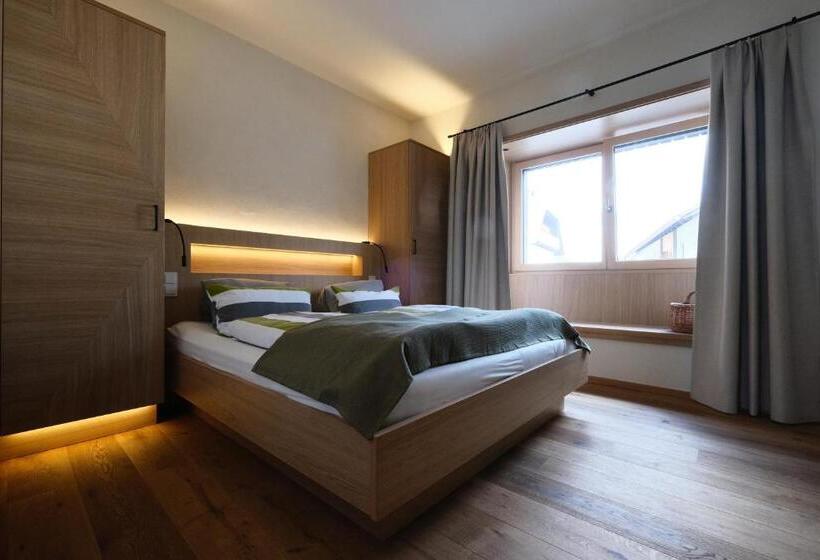 شقة غرفة نوم واحدة مزودة بشُرفة, Seehotel & Seeapartments Kärntnerhof  Direkt Am See!