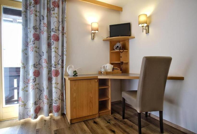 جناح سرير كينج, Seehotel & Seeapartments Kärntnerhof  Direkt Am See!