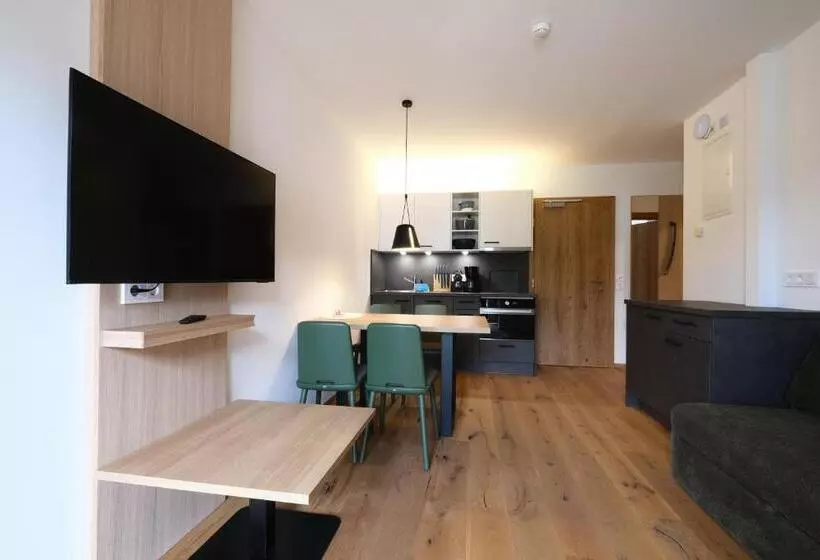 スタンダードスタジオ, Seehotel & Seeapartments Kärntnerhof  Direkt Am See!