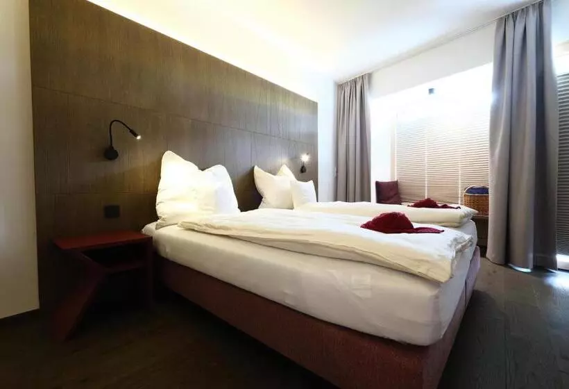 １階の１ベッドルームアパートメント, Seehotel & Seeapartments Kärntnerhof  Direkt Am See!