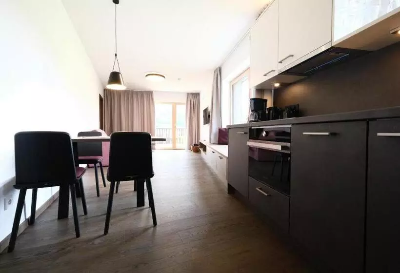 １ベッドルームアパートメント, Seehotel & Seeapartments Kärntnerhof  Direkt Am See!