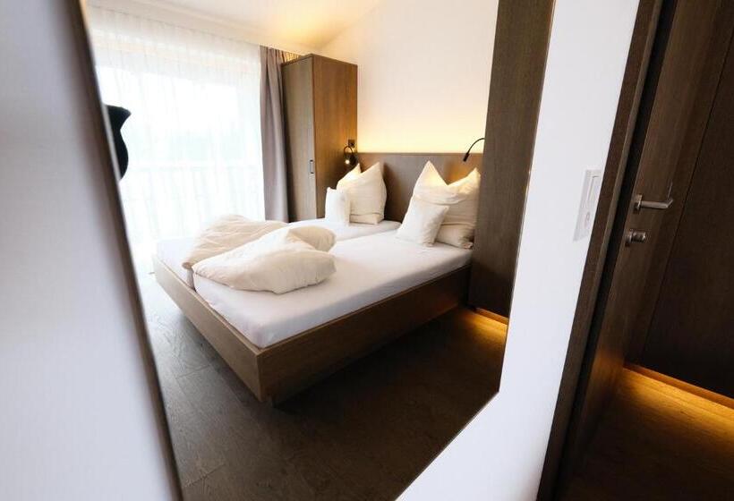 شقة غرفة واحدة ذات إطلالة, Seehotel & Seeapartments Kärntnerhof  Direkt Am See!