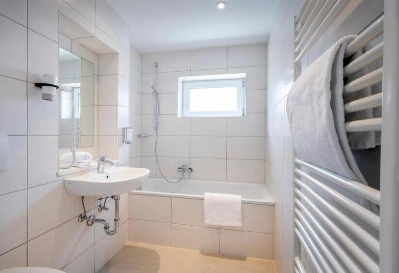 Семейный Номер Классика, Boutique Hotel Erb München Parsdorf