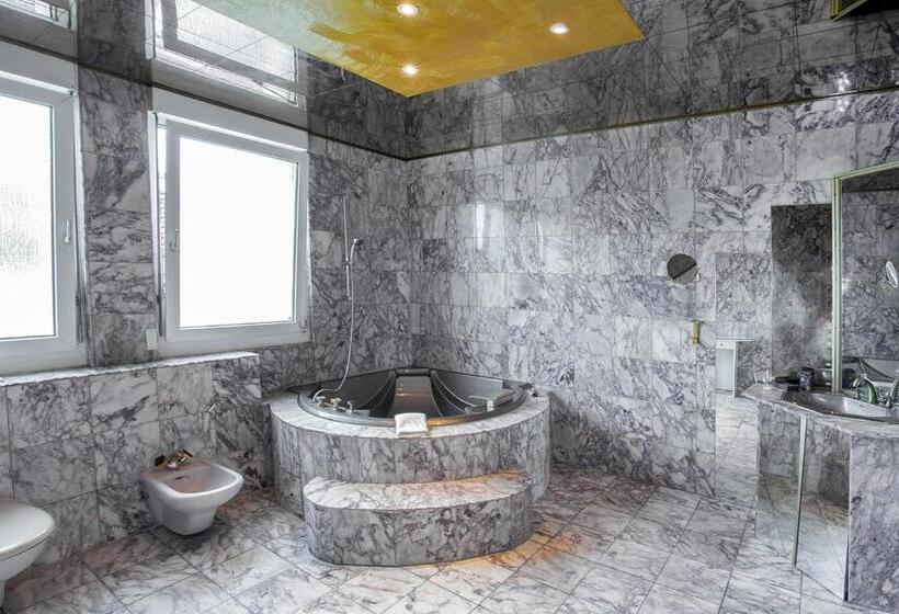 스위트, Alte Fabrik