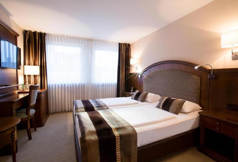 اتاق استاندارد, Burghotel Nürnberg