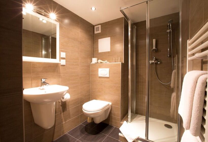 Номер Стандарт Индивидуальный, Burghotel Nürnberg