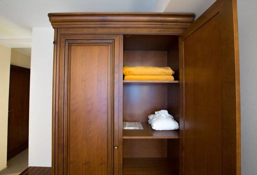 اتاق استاندارد یک نفره, Burghotel Nürnberg