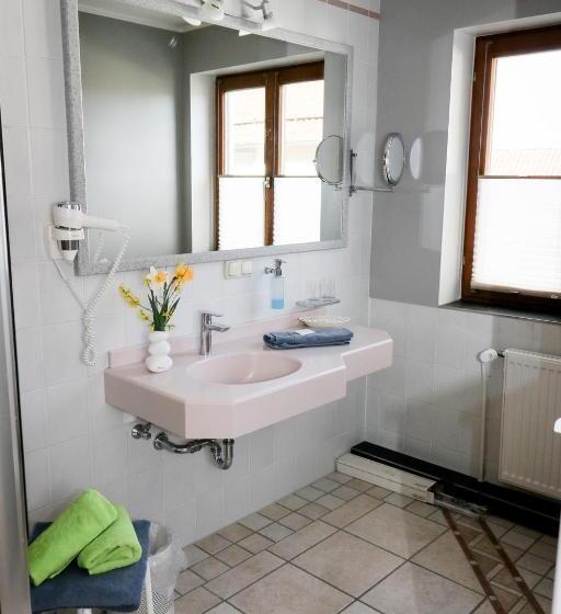 Номер Superior, Burgwirt