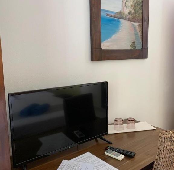 غرفة قياسية, Villa Cedrino