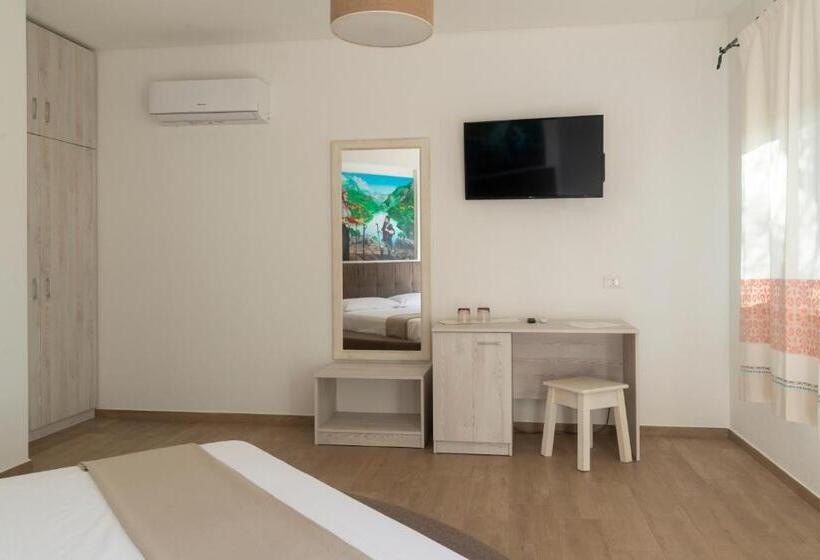 غرفة قياسية مطلّة علي الحديقة, Villa Cedrino