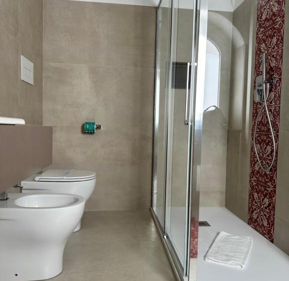 اتاق سوپریور سه تخته, Villa Cedrino