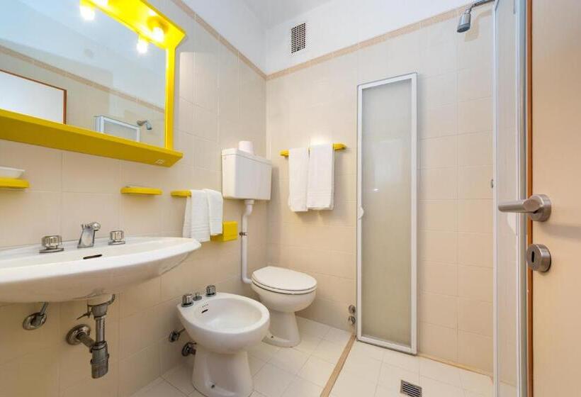 스탠다드 발코니 룸, Eden