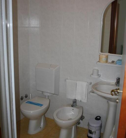 Standard Triple Room, Etna