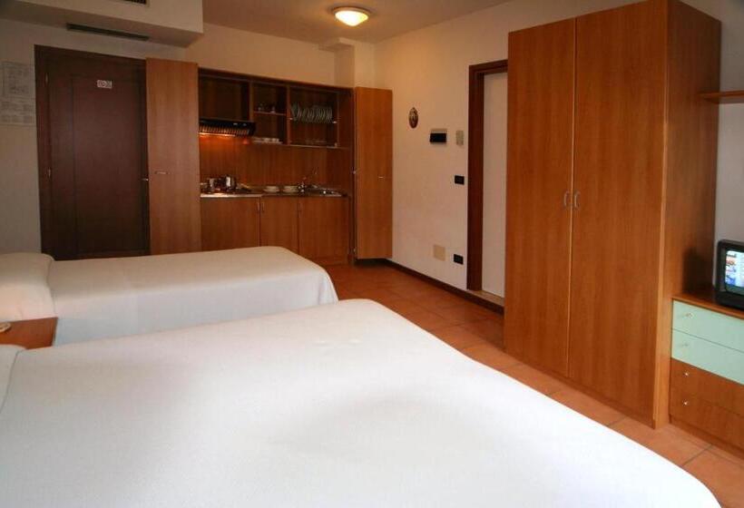 Superior Triple Room, Etna