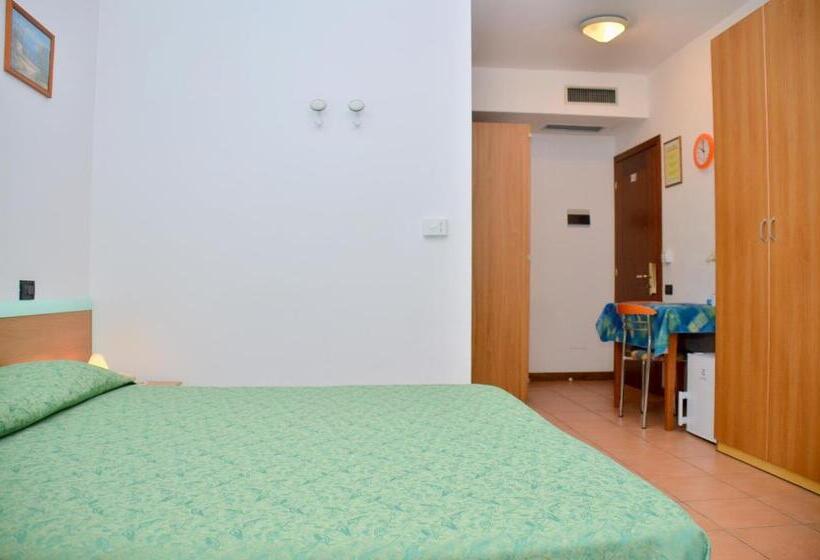 Superior Triple Room, Etna