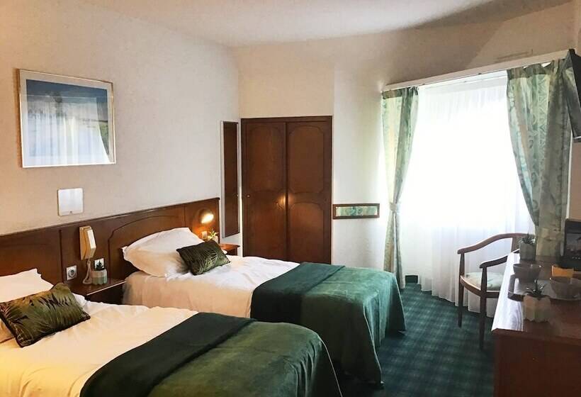 标准间, Christ Roi