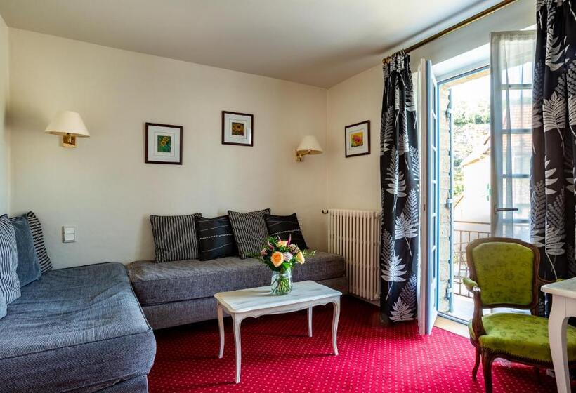 Люкс, Restaurant Le Centenaire