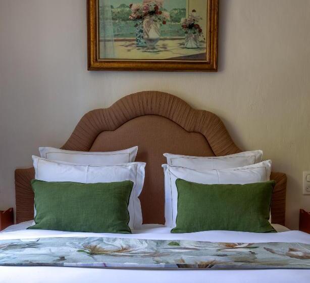 Люкс, Restaurant Le Centenaire