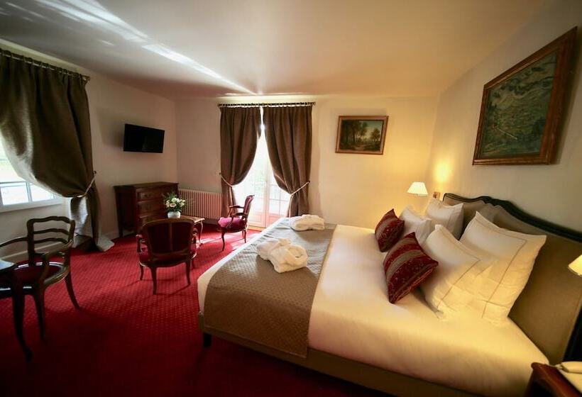 Номер Deluxe Вид на Бассейн, Restaurant Le Centenaire