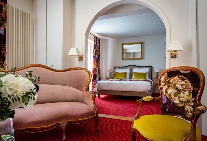 Люкс, Restaurant Le Centenaire