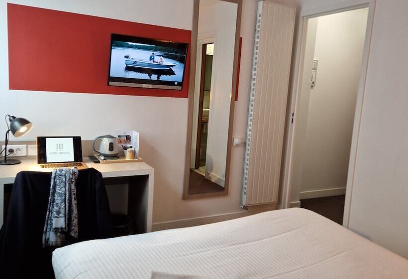 Номер Стандарт, L Hôtel Bristol
