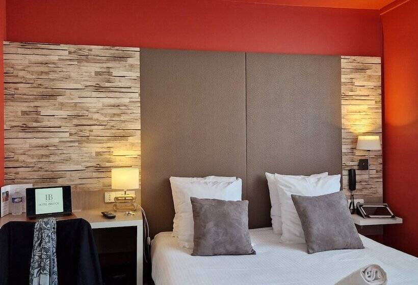 Номер Комфорт, L Hôtel Bristol