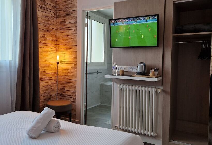 Номер Комфорт, L Hôtel Bristol