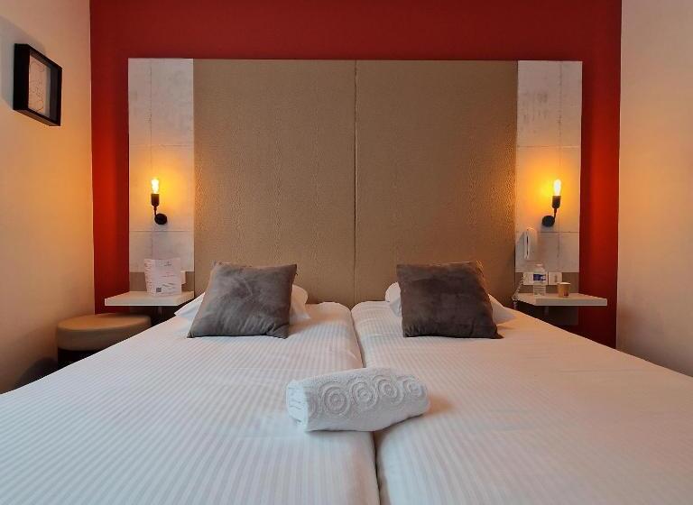 Номер Стандарт, L Hôtel Bristol