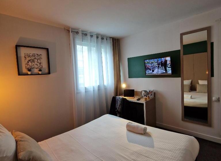 Номер Стандарт, L Hôtel Bristol