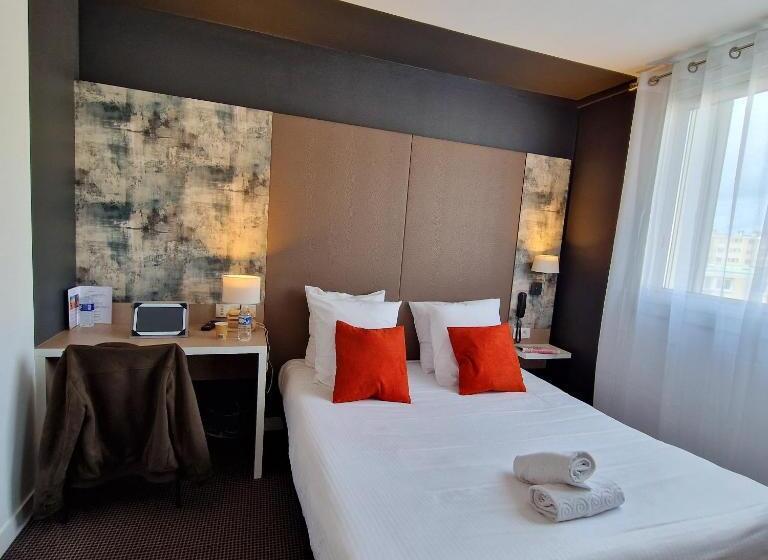 Номер Комфорт, L Hôtel Bristol