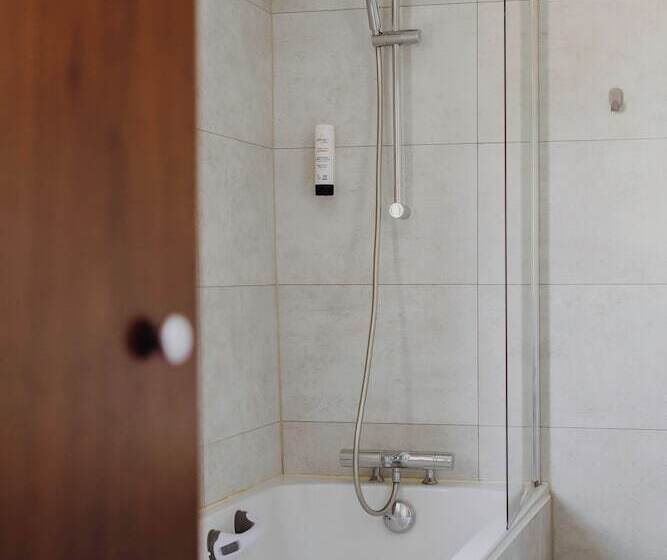 Номер Комфорт, L Hôtel Bristol