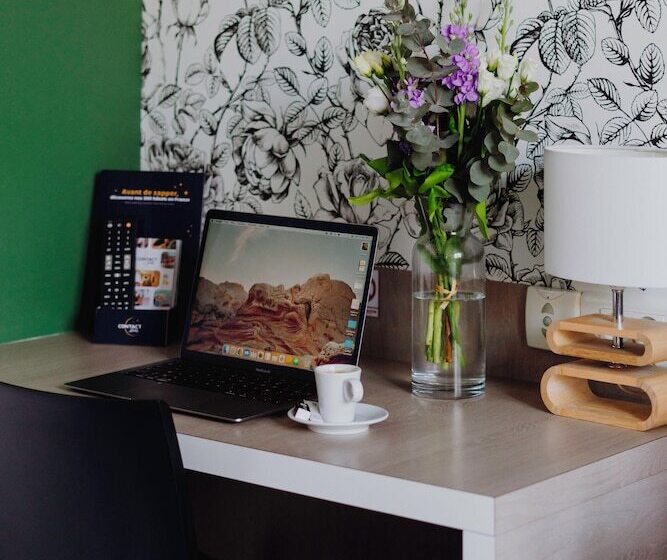 Номер Комфорт, L Hôtel Bristol