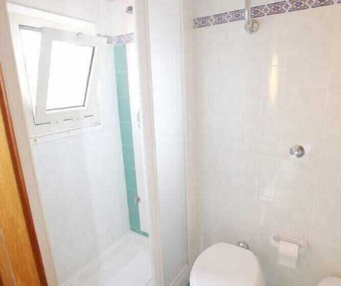 غرفة قياسية, Paola