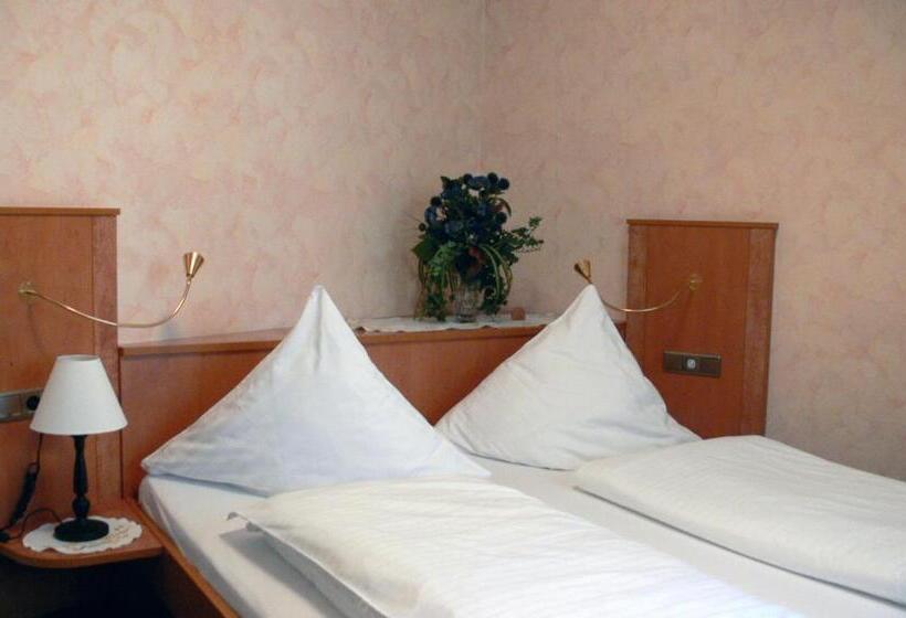 Номер Стандарт, Quellenhof