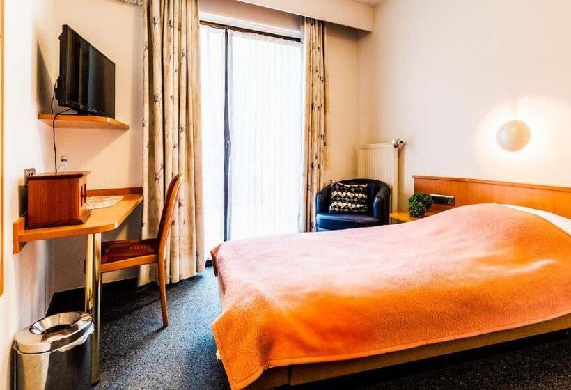 Номер Стандарт Индивидуальный, Quellenhof