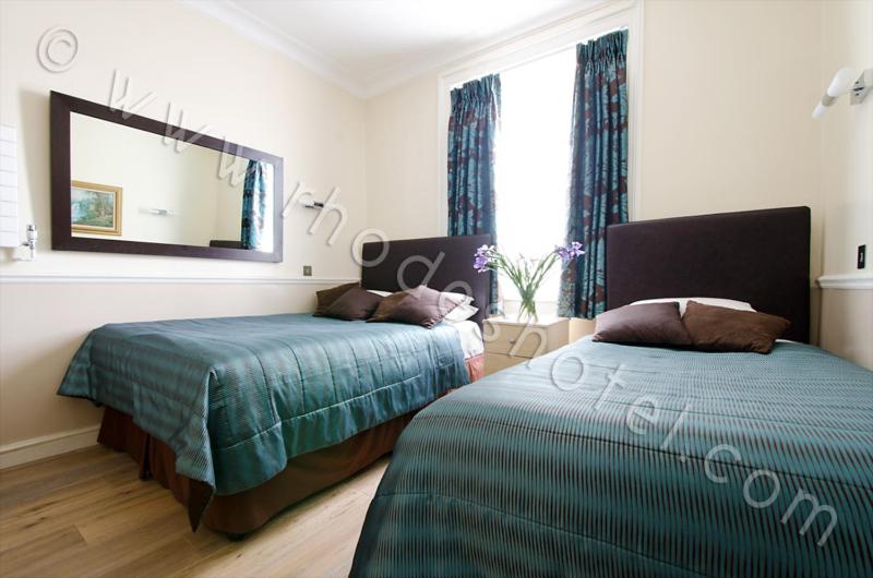 Номер Стандарт Трехместный, Rhodes