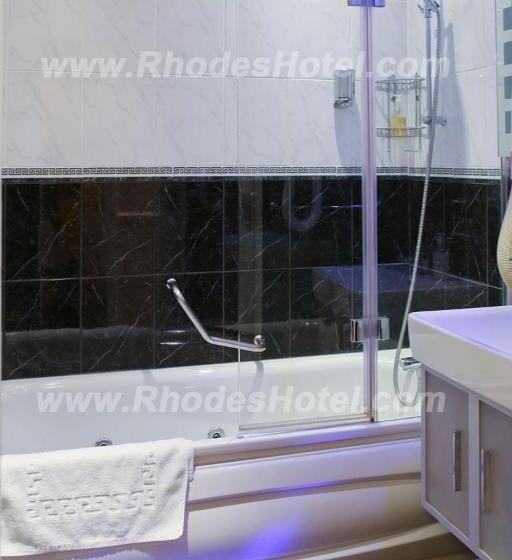 Номер Deluxe, Rhodes