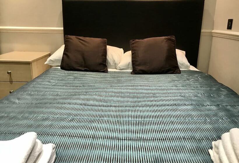 Номер Стандарт Трехместный, Rhodes