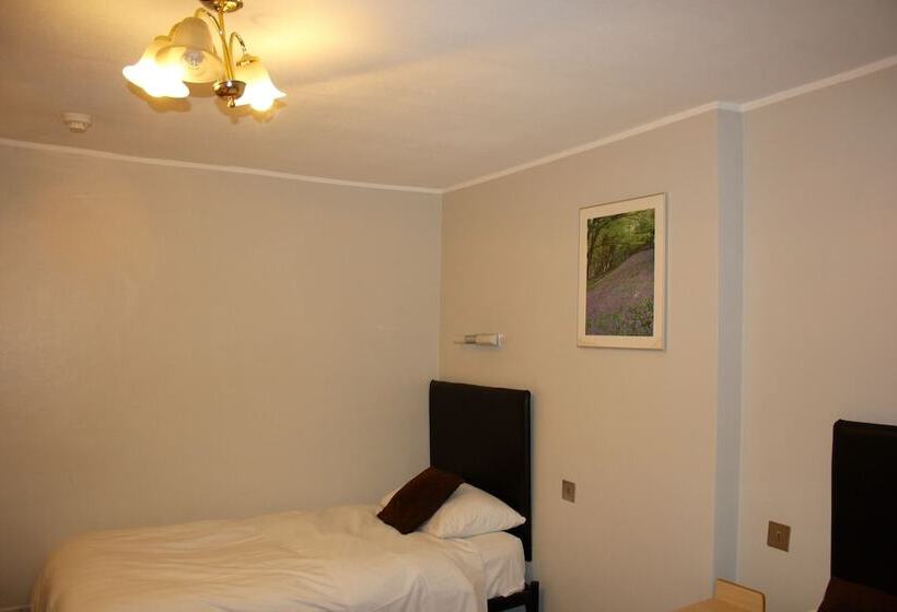 Четырехместный Номер Deluxe, Rhodes