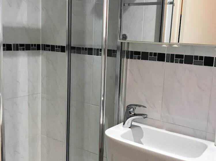 Номер Стандарт, Rhodes