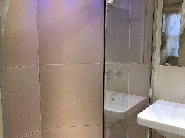 Семейный Номер, Rhodes