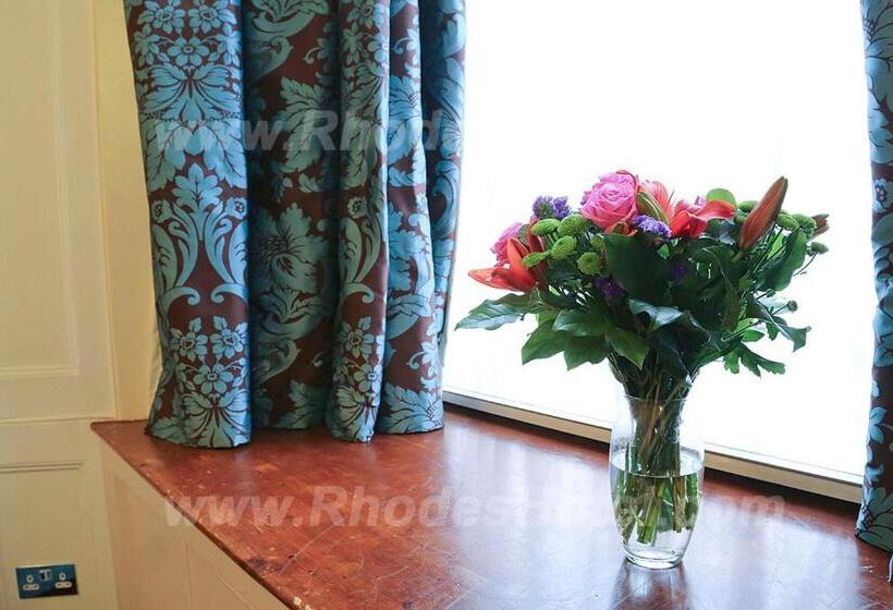 اتاق لوکس چهار تخته, Rhodes