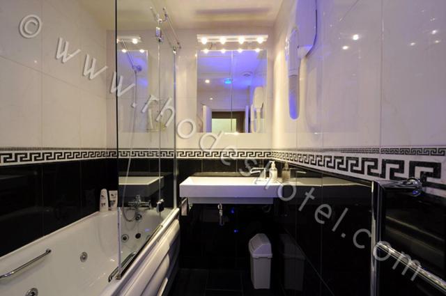 Четырехместный Номер Deluxe, Rhodes