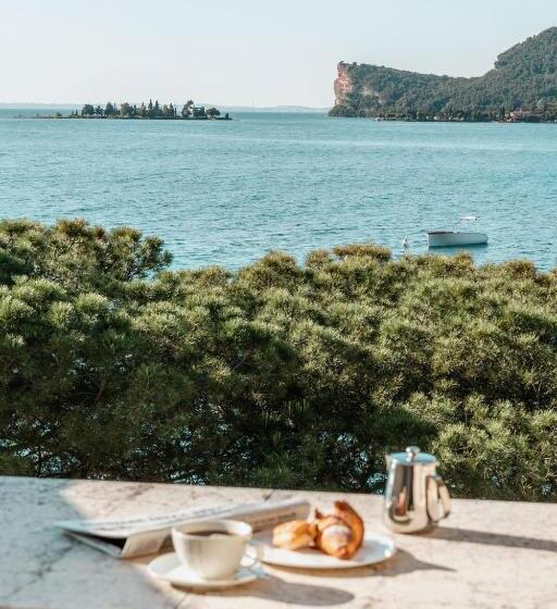 Suite with lake view, Ristorante Sogno