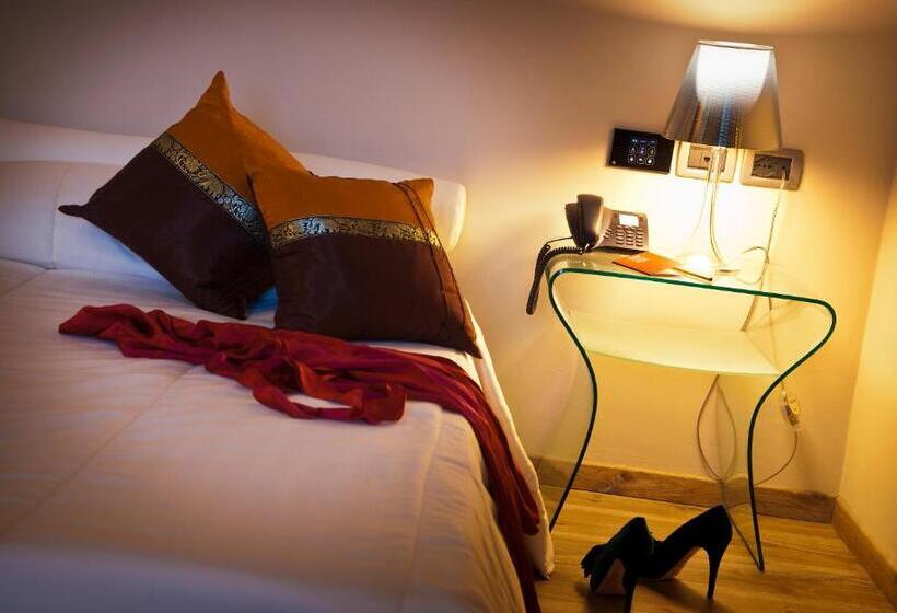 Suite with lake view, Ristorante Sogno